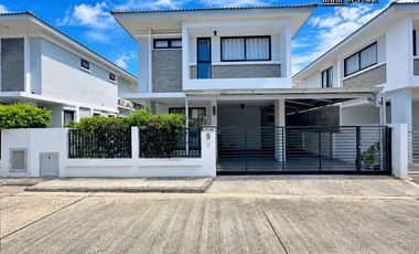 For sale 3 bedrooms house in Bang Lamung, Chonburi