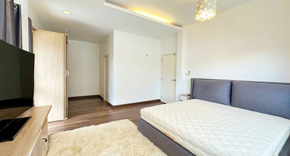 For sale 3 bedrooms house in Bang Lamung, Chonburi