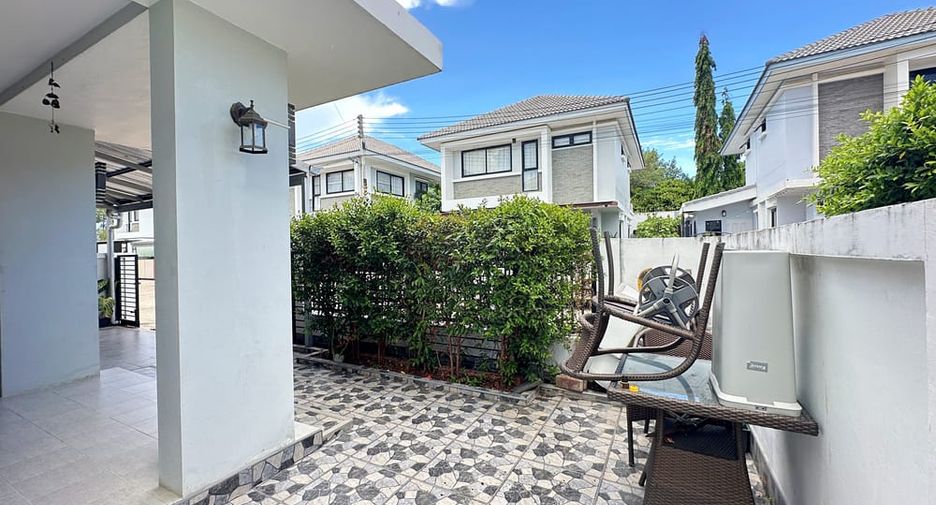 For sale 3 bedrooms house in Bang Lamung, Chonburi