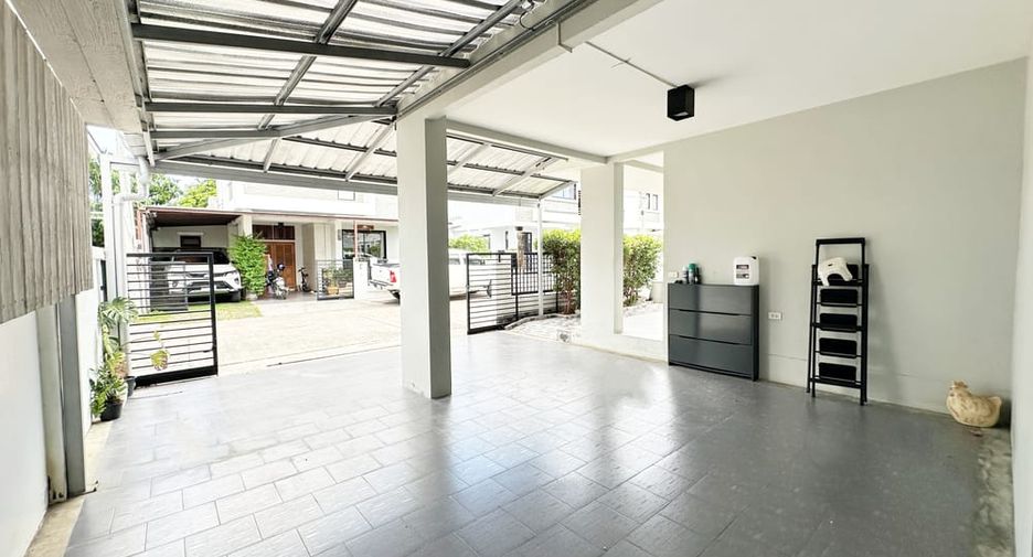 For sale 3 bedrooms house in Bang Lamung, Chonburi