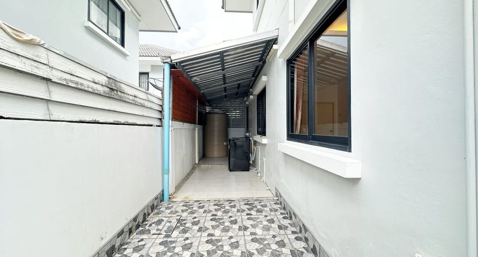 For sale 3 bedrooms house in Bang Lamung, Chonburi
