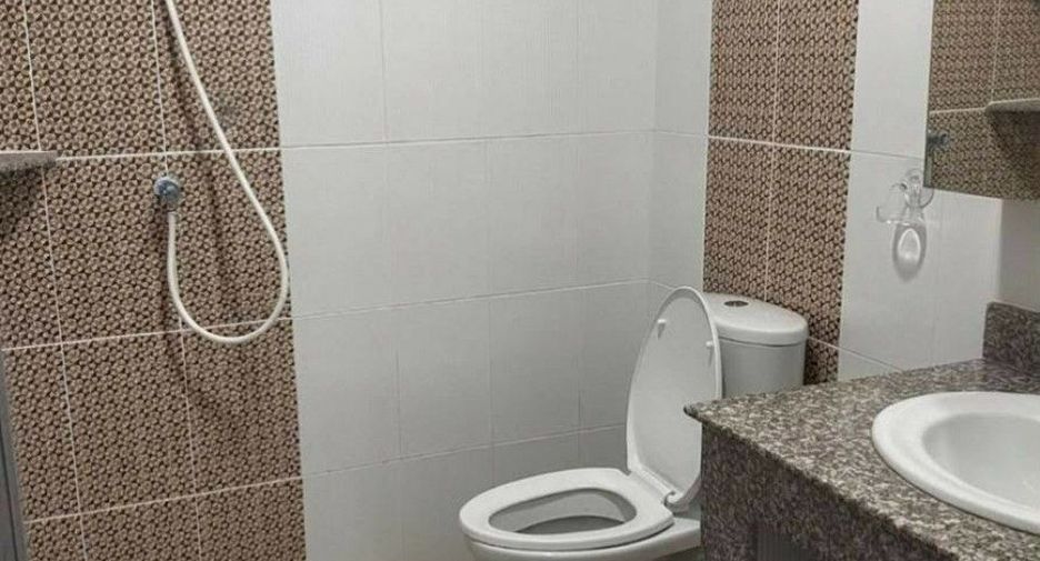 À vendre 3 chambres maison à Krathum Baen, Samut Sakhon