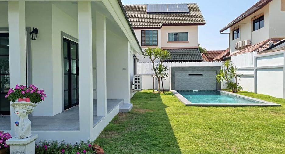 Villa en venta de 4 habitaciones en Bang Lamung, Chonburi
