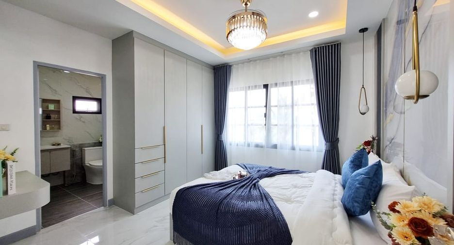 Villa en venta de 4 habitaciones en Bang Lamung, Chonburi