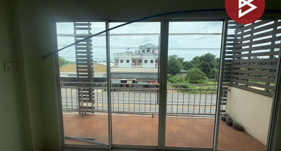 出售 3 卧室 商业空间 在 Phanom Sarakham, Chachoengsao