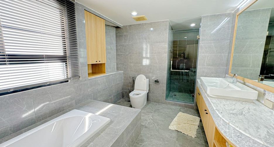 À louer 3 chambres condo à Bang Lamung, Chonburi