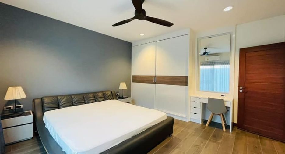 For rent 3 bedrooms villa in Huay Yai, Pattaya