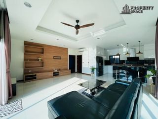 For rent 3 bedrooms villa in Bang Lamung, Chonburi