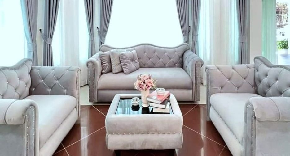 For rent 3 bedrooms house in Bang Lamung, Chonburi