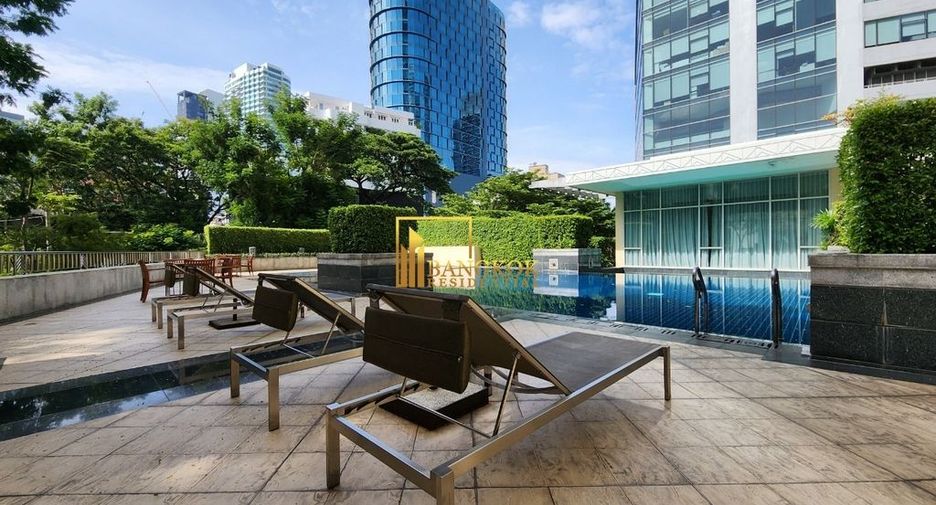 Condo en alquiler de 4 habitaciones en Watthana, Bangkok