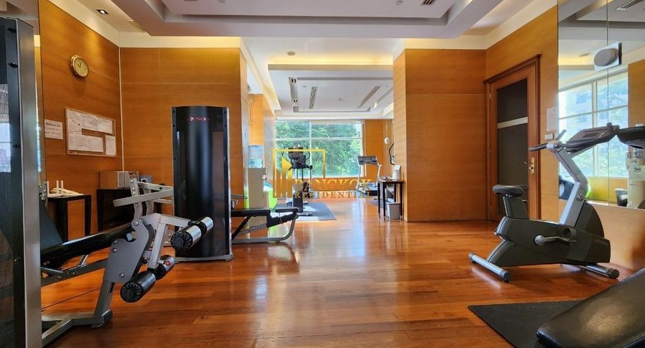 Condo en alquiler de 4 habitaciones en Watthana, Bangkok