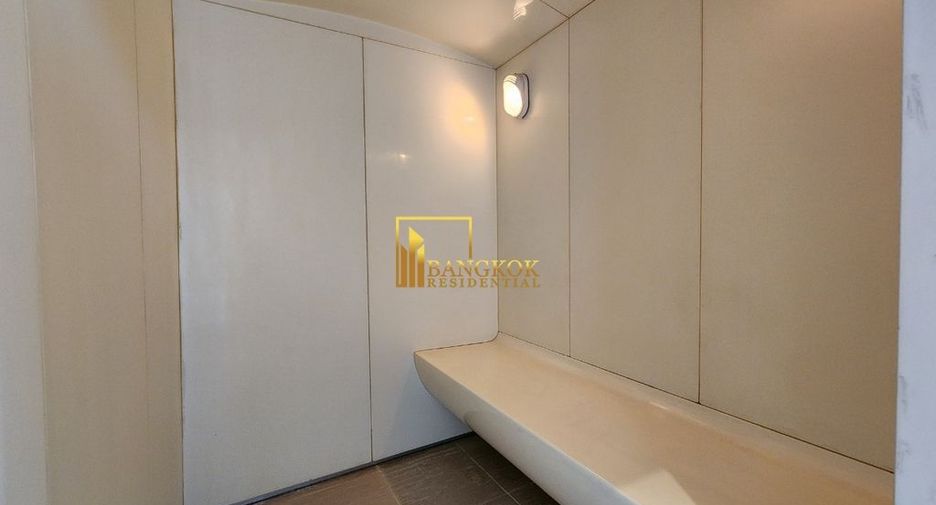 Condo en alquiler de 4 habitaciones en Watthana, Bangkok