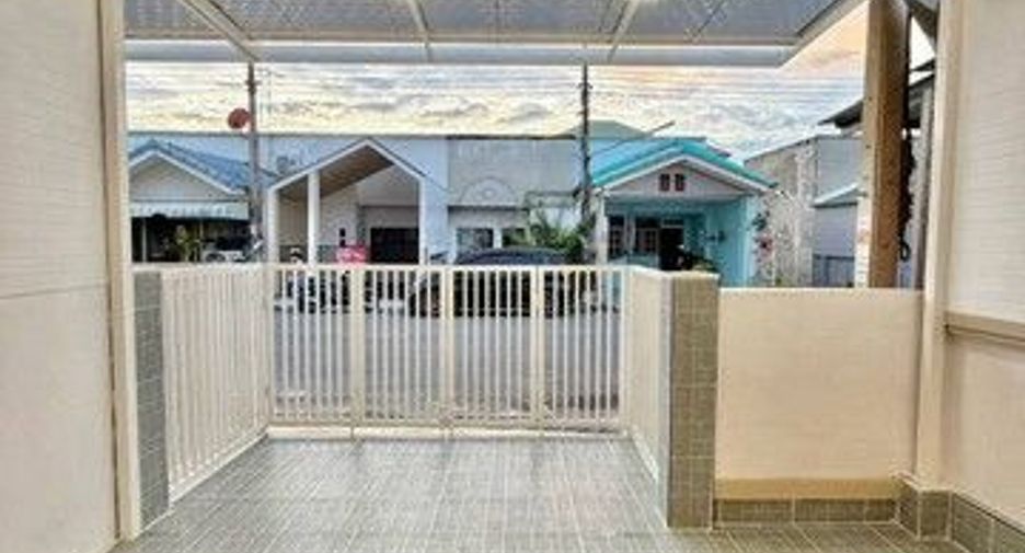 For sale 2 bedrooms townhouse in Sai Noi, Nonthaburi