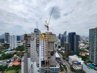 À louer 1 chambre condo à Watthana, Bangkok