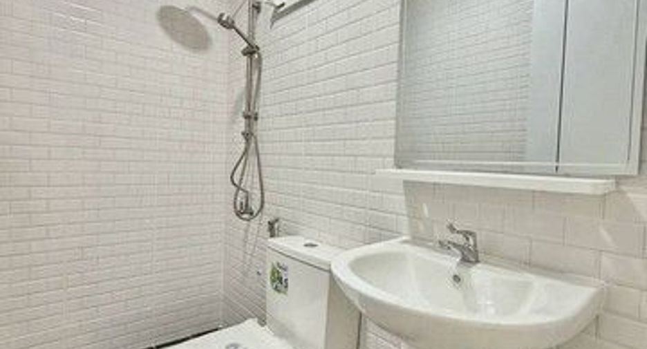 For sale 2 bedrooms townhouse in Pak Kret, Nonthaburi