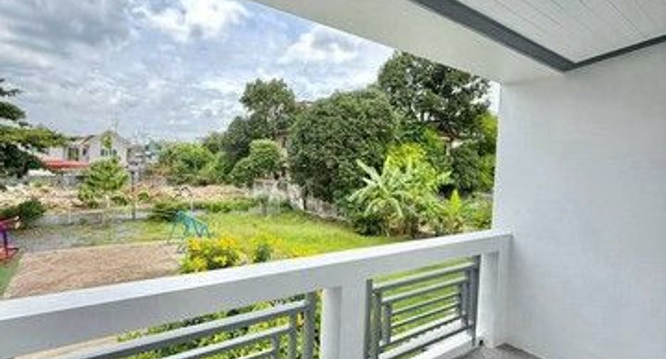 For sale 2 bedrooms townhouse in Pak Kret, Nonthaburi
