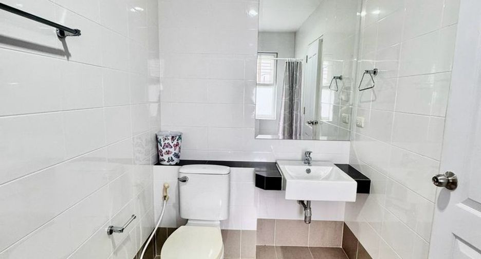 For rent 3 bedrooms house in Si Racha, Chonburi