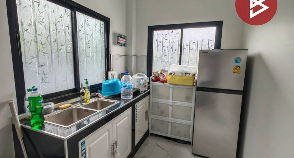 For sale 2 ベッドルーム house in Mueang Lop Buri, Lopburi