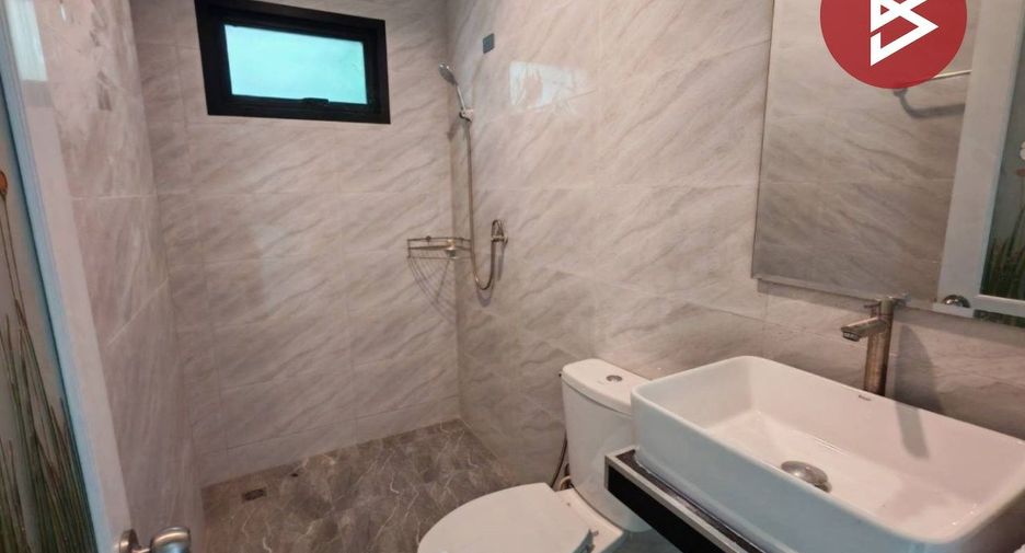 For sale 2 ベッドルーム house in Mueang Lop Buri, Lopburi