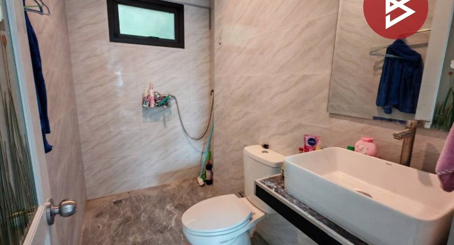 For sale 2 ベッドルーム house in Mueang Lop Buri, Lopburi