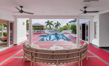 Villa en alquiler de 4 habitaciones en Bang Lamung, Chonburi