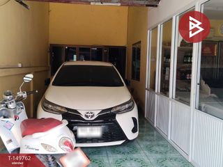 出售 2 卧室 联排别墅 在 Ban Bueng, Chon Buri