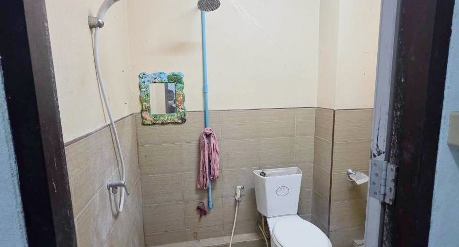Gewerbefläche zum Kauf in Bang Khun Thian, Bangkok