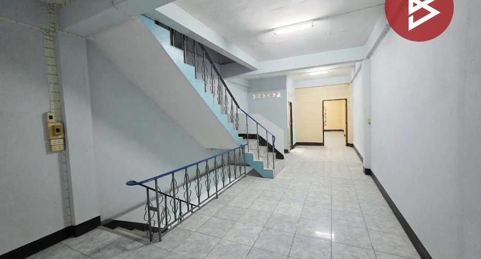 Gewerbefläche zum Kauf in Bang Khun Thian, Bangkok