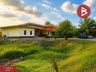 For sale 3 bedrooms house in Mueang Nakhon Si Thammarat, Nakhon Si Thammarat