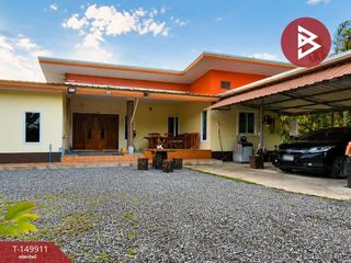 For sale 3 bedrooms house in Mueang Nakhon Si Thammarat, Nakhon Si Thammarat