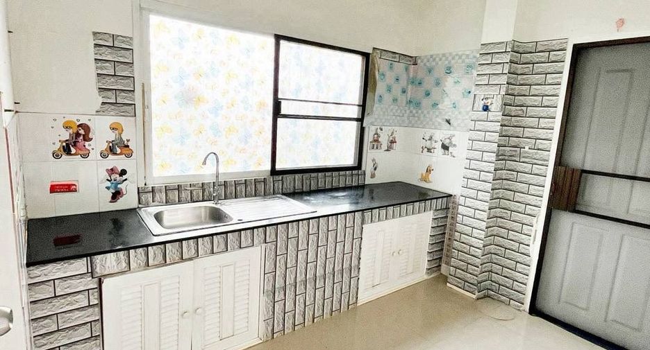 For sale 3 ベッドルーム house in San Sai, Chiang Mai