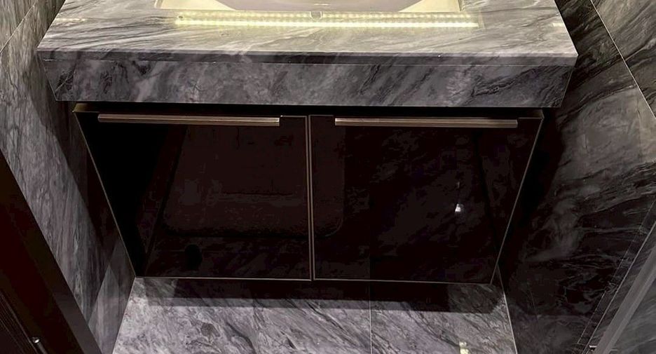 Condo en venta de 2 habitaciones en Phaya Thai, Bangkok