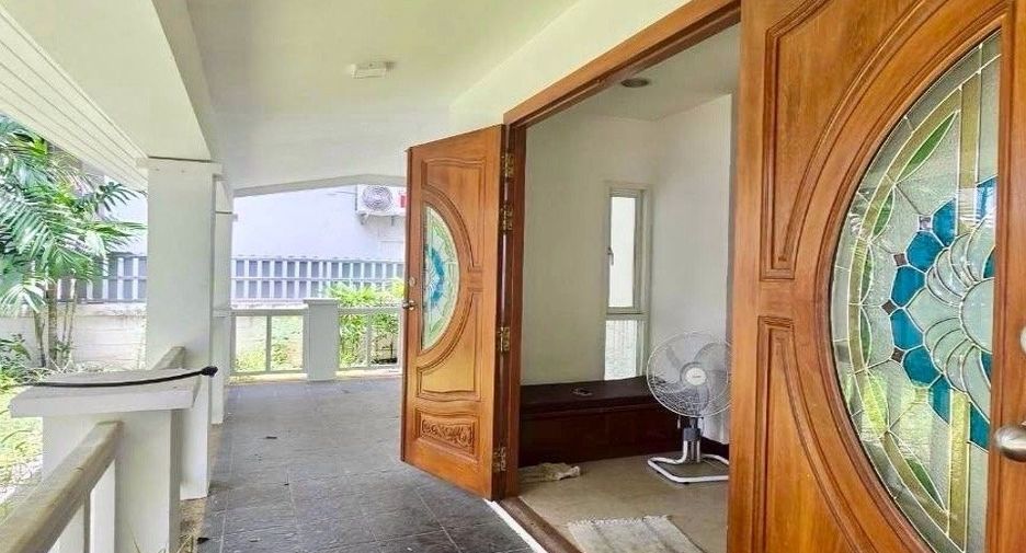 Casa en venta de 3 habitaciones en Mueang Chon Buri, Chonburi