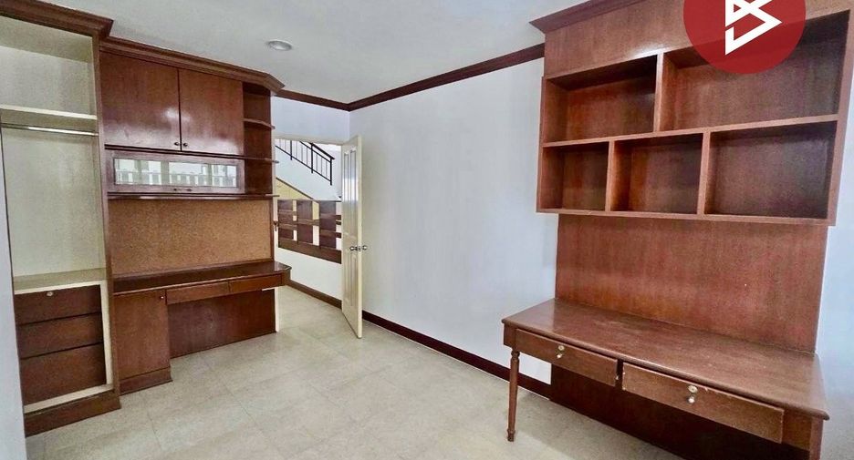 Casa en venta de 3 habitaciones en Mueang Chon Buri, Chonburi