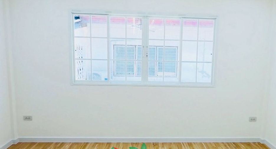 For sale 2 bedrooms townhouse in Bueng Kum, Bangkok