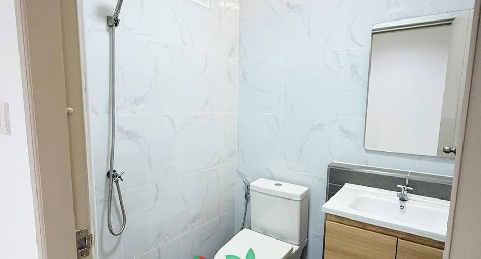 For sale 2 bedrooms townhouse in Bueng Kum, Bangkok