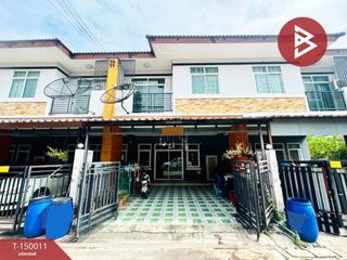 For sale 3 bedrooms townhouse in Phan Thong, Chonburi