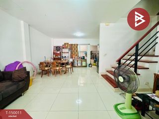 For sale 3 bedrooms townhouse in Phan Thong, Chonburi