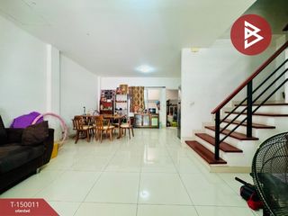 For sale 3 bedrooms townhouse in Phan Thong, Chonburi