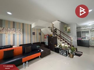 À vendre 2 chambres maison de ville à Phra Pradaeng, Samut Prakan