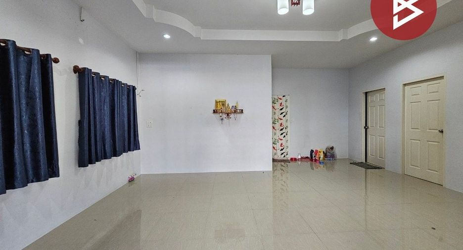 For sale 3 bedrooms house in Phan Thong, Chonburi