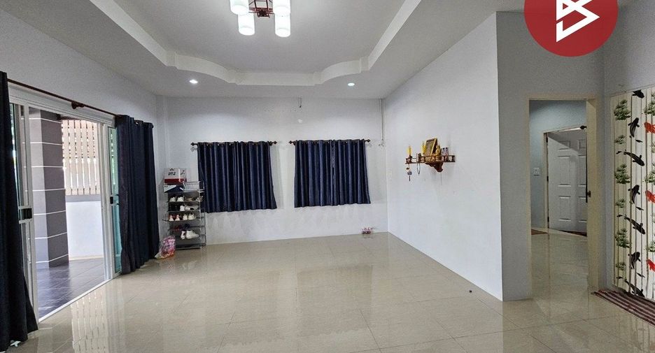 For sale 3 bedrooms house in Phan Thong, Chonburi