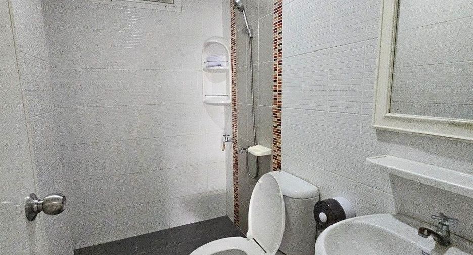 For sale 3 bedrooms house in Phan Thong, Chonburi