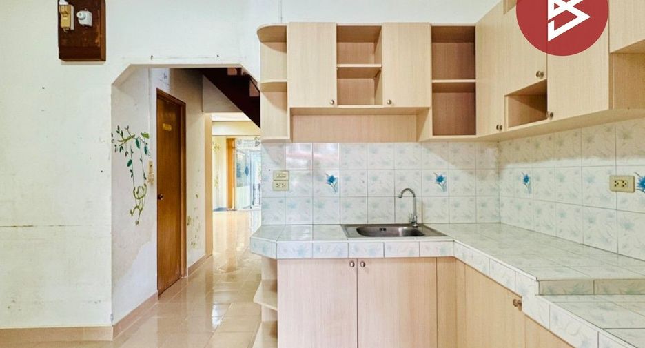 À vendre 3 chambres maison de ville à Mueang Samut Songkhram, Samut Songkhram