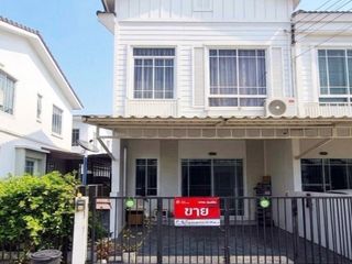 For sale 3 bedrooms townhouse in Phan Thong, Chonburi