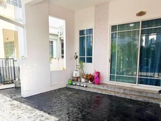 For sale 3 bedrooms townhouse in Phan Thong, Chonburi