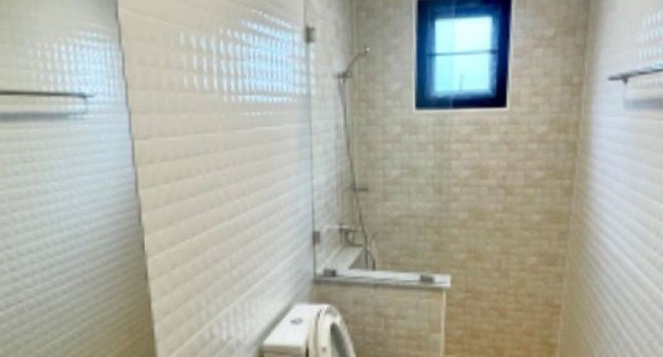 For sale 4 bedrooms house in Bang Pakong, Chachoengsao