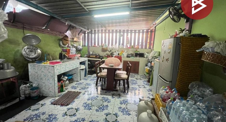 For sale 3 bedrooms house in Ban Bueng, Chonburi