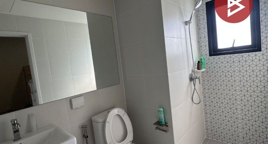 For sale 3 ベッドルーム townhouse in Bang Pakong, Chachoengsao