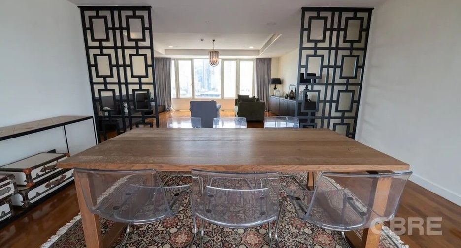 Condo en venta de 4 habitaciones en Watthana, Bangkok